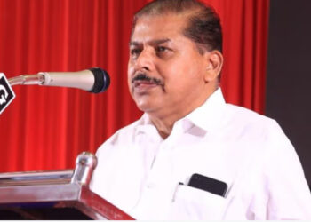 ചൂടു മൂത്തപ്പോൾ തോൽവി ഭയന്ന്  ജി സുധാകരന്റെ കിളി പോയി… ഭുവനേശ്വരനെ കൊന്നത് എസ്.എഫ്.ഐ.ക്കാരാണെങ്കിൽ അന്നത്തെ എസ്.എഫ്.ഐ. നേതാവ് സുധാകരനല്ലേ?? 10 വോട്ടിന് വേണ്ടി നെറികെട്ട കാര്യങ്ങള്‍ പ്രചരിപ്പിക്കുകയാണ്, ഒരു സ്ത്രീയെക്കുറിച്ച് ഇങ്ങനെയാണോ പറയുന്നത്?? രൂക്ഷ വിമര്‍ശനവുമായി ആര്‍ നാസര്‍