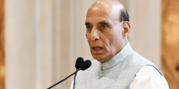 ബംഗാളില്‍ ഇനി ഗുണ്ടകള്‍ വാഴില്ല…  ഇനി ഉണ്ടെങ്കില്‍ അവര്‍ ജയിലുകളിലോ പരലോകത്തോ ആയിരിക്കും, മാഫിയകളെ വേരോടെ പിഴുതെറിയുമെന്ന് രാജ്നാഥ് സിംഗ്