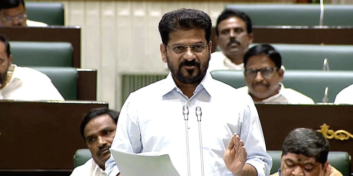 ഹിമാചലിനു പിന്നാലെ തെലങ്കാനയും ആ തീരുമാനത്തിലേയ്ക്ക്; വിരമിച്ച ഉദ്യോ​ഗസ്ഥർക്ക് നല്കാൻ പണമില്ല; ശമ്പളത്തിന്റെ പകുതി വേണ്ടെന്നുവെക്കാൻ തീരുമാനിച്ച് മുഖ്യമന്ത്രിയും മന്ത്രിമാരും