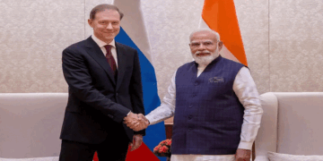 ഊർജ പ്രതിസന്ധിക്കിടെ ഇന്ത്യയ്ക്ക് പിന്തുണയുമായി റഷ്യ; ‘നൽകിവരുന്ന എണ്ണയുടെയും പ്രകൃതിവാതകത്തിന്റെയും അളവ് വർദ്ധിപ്പിക്കാൻ തയ്യാർ; വളം വിതരണത്തിലും സഹകരണം ശക്തിപ്പെടുത്തും‘