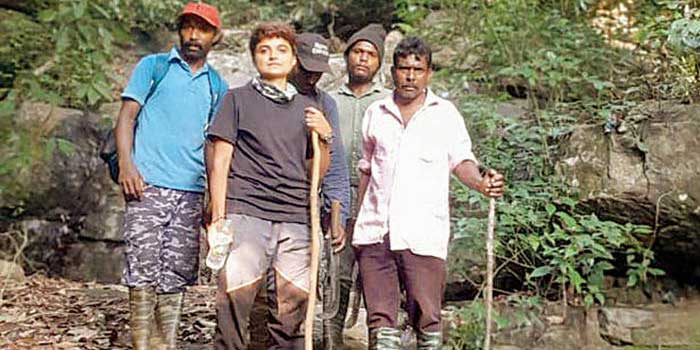 സംഭവം കെട്ടിച്ചമച്ചത്, രക്ഷാപ്രവർത്തനത്തിന്റെ പേരിൽ സർക്കാരിന് നഷ്ടം വരുത്തി…ശരണ്യയെ കാണാതായ സംഭവത്തിൽ സംശയങ്ങളുണ്ട്- പോലീസിനെ സമീപിച്ച് ബിജെപി!! ട്രക്കിങ്ങിനിടെ കാണാതായ ശരണ്യയുടെ മൊഴികളും പരാതിയിൽ പറഞ്ഞ കാര്യങ്ങളും പരിശോധിക്കും- പോലീസ്