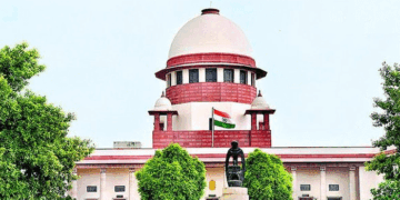 അന്ധവിശ്വാസത്തെ തിരുത്താൻ കോടതികൾക്കാകുമെന്ന് സുപ്രീംകോടതി; അത് കോടതിയുടെ പരിധിയിൽ വരുന്ന കാര്യമേയല്ലെന്നും നിയമനിർമ്മാണമാണ് പരിഹാരമെന്നും കേന്ദ്രം