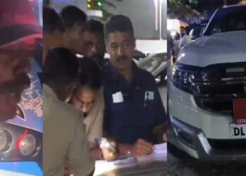 ‘അദ്ദേഹം സുഖമായിരിക്കുന്നു…ഞങ്ങൾ നിർഭയം മുന്നോട്ട് പോയി, നിലവിലുള്ള പരിപാടികൾക്ക് യാതൊരു മാറ്റവും സംഭവിച്ചിട്ടില്ല’- തരൂർ!! എപി അനിൽകുമാറിന്റെ പ്രചാരണ പരിപാടിയിൽ പങ്കെടുക്കാനെത്തിയ ശശി തരൂരിന്റെ ​വാഹനം തടഞ്ഞുനിർത്തി, ഗൺമാനെ കയ്യേറ്റം ചെയ്തു, കാളികാവ് സ്വദേശിക്കെതിരെ ജാമ്യമില്ലാ വകുപ്പിൽ കേസ്, മൂന്നുപേർ കസ്റ്റഡിയിൽ