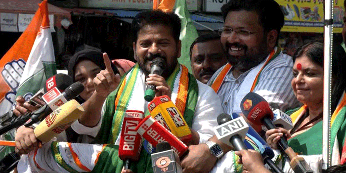 ‘നീ പോ മോനേ വിജയാ; എക്പയറി ഡേറ്റ് കഴിഞ്ഞല്ലോ? ‘- നേമത്ത് ശബരീനാഥിനുവേണ്ടി തെലങ്കാന മുഖ്യമന്ത്രി രേവന്ത് റെഡ്ഡി;  ‘വിജയനും മോദിയും സഹോദരന്മാർ; അവരെ ഒരു പാഠം പഠിപ്പിക്കണം’