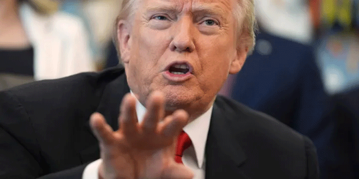 ‘അടുത്ത രണ്ട് ദിവസത്തിനുള്ളിൽ എന്തെങ്കിലും സംഭവിക്കാം’  ഇറാനുമായുള്ള രണ്ടാംഘട്ട ചർച്ചകൾക്കുള്ള താല്പ്പര്യം പ്രകടമാക്കി ട്രംപ്; ഹോർമുസ് വഴി ഇറാനിയൻ അല്ലാത്ത തുറമുഖങ്ങളിലേക്കും പുറത്തേക്കും സഞ്ചരിക്കുന്ന കപ്പലുകളെ തടയില്ലെന്ന് യുഎസ് സൈന്യം