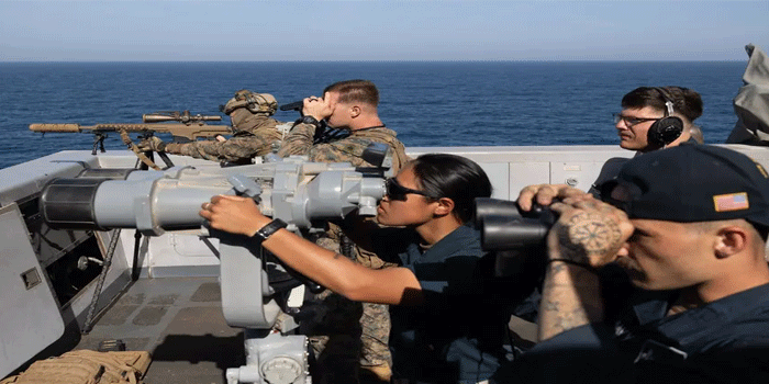 ‘ഒട്ടും മടിക്കേണ്ട; എല്ലാം വെടിവച്ചിട്’; ഹോർമുസിൽ തടസ്സം നിൽക്കുന്ന ബോട്ടുകൾ തകർക്കാൻ ഉത്തരവിട്ട് ട്രംപ്;കടലിടുക്ക് വൃത്തിയാക്കിക്കൊണ്ടിരിക്കുന്ന യുഎസ് മൈൻ സ്വീപ്പറുകളുടെ പ്രവർത്തനം മൂന്നിരട്ടിയാക്കാനും ആവശ്യം