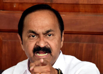 എന്റെ ദൈവമേ… കേരളത്തിന് എന്തൊരു നാണക്കേടായേനെ, മുഖ്യമന്ത്രിക്ക് മൊത്തത്തിൽ സമനില തെറ്റിയിരിക്കുകയാണ്, ഒന്നുകൂടി  തെറ്റിയാൽ ഡാഷും കൂടി പൂരിപ്പിച്ചേനെയെന്ന് വി ഡി സതീശന്‍