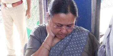 വധശ്രമമല്ല… കണ്ണൂർ റെയിൽവേ സ്റ്റേഷനിലുണ്ടായത് വെറും ഉന്തും തള്ളും മാത്രമെന്ന് മന്ത്രി വീണ ജോർജിന്റെ മൊഴി