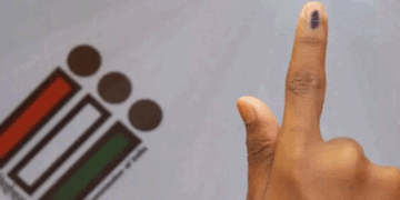 കേരളം നാളെ വോട്ട് ചെയ്യും; നിശബ്ദ പ്രചരണത്തിന്റെ മണിക്കൂറുകൾ; സംസ്ഥാനത്ത് 2500 പ്രശ്നബാധിത ബൂത്തുകളുണ്ടെന്ന്  പൊലീസ്