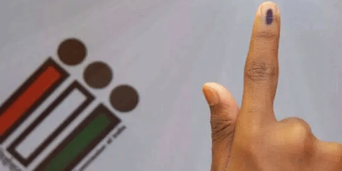 കേരളം നാളെ വോട്ട് ചെയ്യും; നിശബ്ദ പ്രചരണത്തിന്റെ മണിക്കൂറുകൾ; സംസ്ഥാനത്ത് 2500 പ്രശ്നബാധിത ബൂത്തുകളുണ്ടെന്ന്  പൊലീസ്