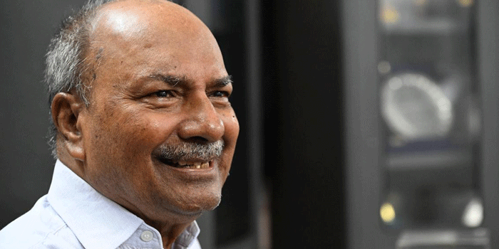 നിലവിൽ കേൾക്കുന്ന പേരൊക്കെ ഇഷ്ടമുള്ളതാണ്; ഇപ്പോൾ കേൾക്കുന്നത് മൂന്ന് പേരാണ്; മൂന്ന് പേരെയും ഇഷ്ടം;​ ഗാന്ധിയുടെയും നെഹ്റുവിന്റെയും കാലം മുതൽ മുഖ്യമന്ത്രി പദവിയെ ചൊല്ലി തർക്കം ഉണ്ട് ‘-എ കെ ആന്റണി