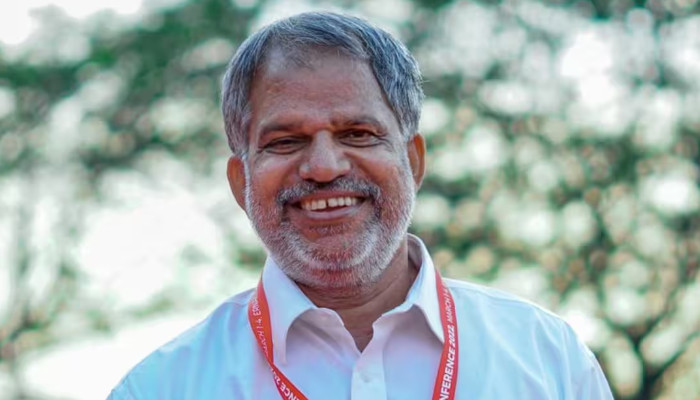 പാര്ട്ടിക്കാരോട് മര്യാദ ഇല്ലാതെ പെരുമാറുകയും പണക്കാരോട് കുമ്പിട്ട് നില്ക്കുകയും ചെയ്യുന്ന നേതാവ് വേണ്ട, ലീഗിന്റെ ബിരിയാണിയും തിന്ന് കയ്യൊഴിയാനാണ് ഭാവമെങ്കില് വിടില്ല, എസ്ഡിപിഐ നേതാക്കളുമായി വിജയരാഘവന് എന്താണ് ബന്ധം?? അണികളുടെ ആത്മാഭിമാനം ഇല്ലാതാക്കിയവ, വിജയരാഘവനെതിരെ പാര്ട്ടിയില് രൂക്ഷ വിമര്ശനം