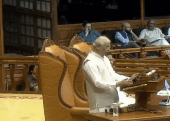 ‘സ്കൂൾ വിദ്യാർത്ഥിനികൾക്ക് മൂന്നു ദിവസം വരെ ആർത്തവ അവധി,സർക്കാർ, സ്വകാര്യ മേഖലകളിൽ 6 മാസത്തെ പ്രസവ അവധി,  ലഹരിക്കേസിൽ ഉൾപ്പെടുന്നവരുടെ സ്വത്ത് കണ്ടുകെട്ടും‘- ശ്രദ്ധയമായി നയ പ്രഖ്യാപനം