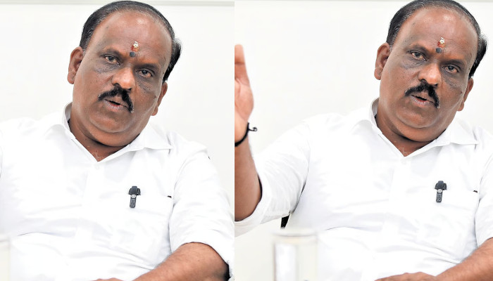 രമേശ് ചെന്നിത്തല ബിജെപിയില് എത്തില്ലെന്ന് എങ്ങനെ ഉറപ്പിക്കും?? കോണ്ഗ്രസിന്റെയും സിപിഎമ്മിന്റെയും നേതാക്കള് ഉടന് പാര്ട്ടിവിടും, ലീഗിന്റെ അജണ്ടയാണ് മുഖ്യമന്ത്രി തചെരഞ്ഞെടുപ്പില് നടപ്പിലായത് – ബി ബി ഗോപകുമാര്.
