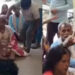 തന്റെ വാര്‍ഡിനോട് അവഗണന കാട്ടുന്നു, ബിജെപി ഭരിക്കുന്ന കോർപ്പറേഷന് മുന്നിൽ തല മൊട്ടയടിച്ച് ബിജെപി വനിത കൗൺസിലറുടെ പ്രതിഷേധം, പിന്തുണയുമായി പ്രതിപക്ഷം