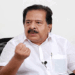 ‘ഇവിടെ തിരഞ്ഞെടുപ്പ് ഫലം വന്നിട്ട് അഞ്ചാറ് ദിവസം മാത്രമേയായിട്ടുള്ളൂ; ഒരിക്കൽ ഡൽഹിയിൽ മുഖ്യമന്ത്രിയെ പ്രഖ്യാപിക്കാൻ 50 ദിവസത്തോളം എടുത്തു; കോൺഗ്രസ്  ഏകപക്ഷീയ തീരുമാനങ്ങൾ എടുക്കുന്ന സംഘടനയല്ല‘ – പ്രധാനമന്ത്രിയ്ക്ക് മറുപടിയുമായ് രമേശ് ചെന്നിത്തല