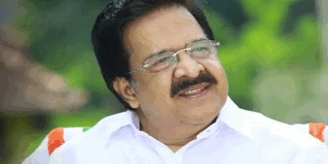 ‘പാർട്ടി തീരുമാനത്തിനായി കാത്തിരിക്കുന്നു, ആളെക്കൂട്ടി പ്രകടനം നടത്താൻ കഴിയുമായിരുന്നു; പാർട്ടിക്കുള്ളിലെ ഐക്യത്തിനും അച്ചടക്കവും മുൻനിർത്തിയാണ് അതിനു മുതിരാതിരുന്നത്’- മുഖ്യമന്ത്രി പദവി വിഷയത്തിൽ ചെന്നിത്തല വിഭാ​ഗം