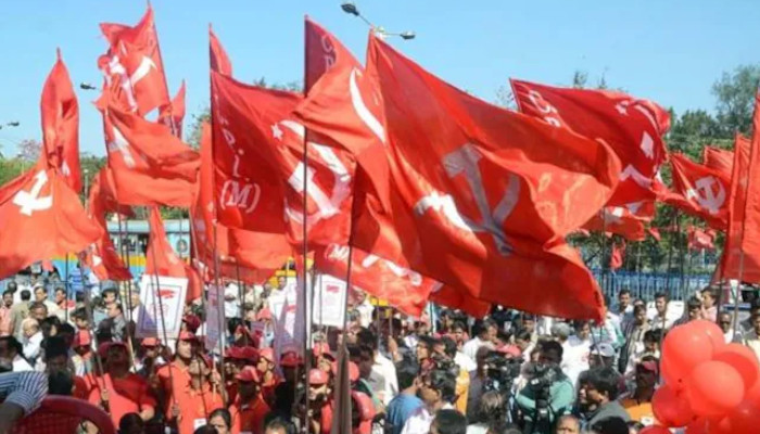 61 വയസ്സുള്ള മുഖ്യമന്ത്രി കേരളം ഭരിക്കുമ്പോള് 80 കഴിഞ്ഞ പിണറായി പ്രതിപക്ഷ നേതാവായി വേണ്ട, എം.വി ഗോവിന്ദൻ സ്ഥാനം ഒഴിയണം, ഭരണവിരുദ്ധ തരംഗമല്ല, കേരളം മുഴുവന് പിണറായി– ഗോവിന്ദൻ വിരുദ്ധ തരംഗം, സിപിഎമ്മിൽ രൂക്ഷ വിമർശനം