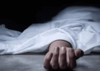 പിതാവ് തീ കൊളുത്തി മരിച്ചു; പൊള്ളലേറ്റ മകൾ ​ഗുരുതരാവസ്ഥയിൽ