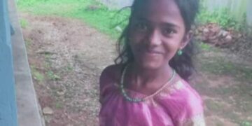 ജോലി കഴിഞ്ഞ് വീട്ടിലെത്തിയ പിതൃ സഹോദരനും ഭാര്യയും കണ്ടത് വായിൽ നിന്ന് നുരയും പതയും വന്ന് ബോധമില്ലാതെ കിടക്കുന്ന നിലയിൽ കിടക്കുന്ന 13 കാരിയെ!! വീട്ടിനകത്ത് കളിച്ചുകൊണ്ടിരിക്കെ മൂർഖന്റെ കടിയേറ്റ് പതിമൂന്നുകാരിക്ക് ദാരുണാന്ത്യം, കടിയേറ്റത് വീട്ടിൽ ആരുമില്ലാത്ത നേരത്ത്