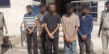 ഭാര്യയോട് കടുത്ത വിദ്വേഷം, യാത്ര പോകാനെന്ന വ്യാജേന വിജനമായ സ്ഥലത്തെത്തിച്ചു, പിന്നീട് മനുഷ്യക്കടത്ത് സംഘത്തിന് വിറ്റ് ഭര്‍ത്താവ്, ലേലം ചെയ്തത് 50,000 രൂപയ്ക്ക്, തടങ്കലില്‍ പാര്‍പ്പിച്ച് യുവതിയെ കൂട്ടബലാത്സംഗം ചെയ്തു