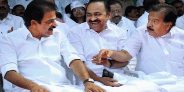 മൂന്നിലൊരാൾ…ആ പേര് അടങ്ങിയ മുദ്രവച്ച കവർ ഭദ്രം; ആരാവും മുഖ്യമന്ത്രിയെന്ന് മണിക്കൂറുകൾക്കുള്ളിലറിയാം; അടിയന്തര നിയമസഭാകക്ഷി യോഗത്തിനായി നിർദ്ദിഷ്ട എംഎൽഎമാർ തിരുവനന്തപുരത്തേയ്ക്ക്
