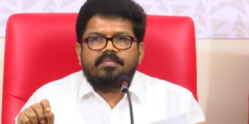 ഇടതുപക്ഷം ശക്തമായ സ്ഥലങ്ങളില്‍ യു.ഡി.എഫിനെ  ‘താമരത്താങ്ങ്’ നല്‍കി ബിജെപി രക്ഷിച്ചു, മതവും പള്ളിയും നോക്കി മാത്രമേ വോട്ട് ചെയ്യാവൂ എന്നായിരുന്നു മുസ്‍ലിം ലീഗിന്റെയും ജമാഅത്തെ ഇസ്‍ലാമിയുടെയും പ്രചരണം, നടന്നത് ‘സ്ട്രേറ്റജിക് വോട്ടിങ്’, രാജീവ് ചന്ദ്രശേഖരനെ ജയിപ്പിച്ചത് യുഡിഎഫ്, ആരോപണവുമായി കെ കെ രാഗേഷ്