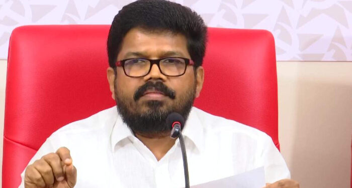 ഇടതുപക്ഷം ശക്തമായ സ്ഥലങ്ങളില്‍ യു.ഡി.എഫിനെ  ‘താമരത്താങ്ങ്’ നല്‍കി ബിജെപി രക്ഷിച്ചു, മതവും പള്ളിയും നോക്കി മാത്രമേ വോട്ട് ചെയ്യാവൂ എന്നായിരുന്നു മുസ്‍ലിം ലീഗിന്റെയും ജമാഅത്തെ ഇസ്‍ലാമിയുടെയും പ്രചരണം, നടന്നത് ‘സ്ട്രേറ്റജിക് വോട്ടിങ്’, രാജീവ് ചന്ദ്രശേഖരനെ ജയിപ്പിച്ചത് യുഡിഎഫ്, ആരോപണവുമായി കെ കെ രാഗേഷ്