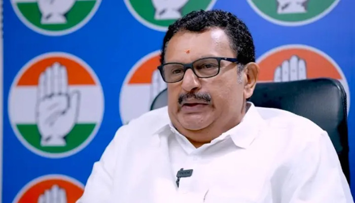 ഇഡിയെ കോണ്ഗ്രസിനും വിശ്വാസമില്ല, ഇനി സെക്രട്ടേറിയേറ്റിലും കേറിയേക്കും, സിപിഐഎം പ്രതിഷേധം പിണറായിയോടുള്ള സ്നേഹം കൊണ്ടല്ല, പൊതു മുതല് നശിപ്പിക്കാനുള്ള ശ്രമത്തിന്റെ ഭാഗമെന്ന് കെ മുരളീധരന്