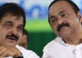 ‘ഞങ്ങൾ ഒരേ കോളേജിൽ പഠിച്ച്, സൗഹൃദം പങ്കിട്ട്, ഒരുമിച്ച് ലോകം മുഴുവൻ യാത്ര ചെയ്തവരാണ്… പത്തുമിനിറ്റ് ഇരുന്നാൽ തീരാത്ത ഒരു വിഷയവും ഇല്ല, എനിക്കെന്തെങ്കിലും തെറ്റിയാൽ അദ്ദേഹം അത് തിരുത്തും, വാശിപിടിക്കുന്ന ആളുകളല്ല, ദയവുചെയ്ത് അത്രമോശമായി കാണല്ലേ’… വി ടി സതീശൻ!! ‘ഞങ്ങളെ തൊട്ടുനോക്കിയാൽ വരിക കോൺഗ്രസ് രക്തം’ – കെസി വേണു​ഗോപാൽ… മന്ത്രിസഭാ പട്ടിക നാളെ ​ഗവർണർക്ക് കൈമാറും