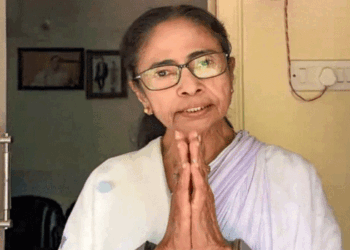 എന്തു സംഭവിച്ചാലും രാജി വയ്ക്കില്ലയെന്ന് മമത ബാനർജി; ‘ബിജെപിയും കമ്മീഷനും തമ്മിലുള്ള ഒത്തുകളിയാണ് ബം​ഗാളിൽ നടന്നത്; ഈ തിരഞ്ഞെടുപ്പ് ഫലം യഥാർത്ഥ ജനവിധിയല്ല; ഞങ്ങൾ പരാജയപ്പെട്ടിട്ടില്ല‘