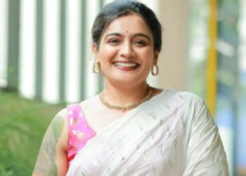 എന്നെ വില കുറച്ച് കണ്ടവർക്ക് വേണ്ടി ഒരുപാട് സമയം കളഞ്ഞു, മൂന്ന് മണ്ടൻ വിവാഹങ്ങൾക്ക് വേണ്ടി തന്റെ 17 വര്‍ഷമാണ് കളഞ്ഞത്, ആ സമയം മറ്റ് കാര്യങ്ങള്‍ ചെയ്യാമായിരുന്നു, ഉള്ളുതുറന്ന് നടി മീരാ വാസുദേവ്