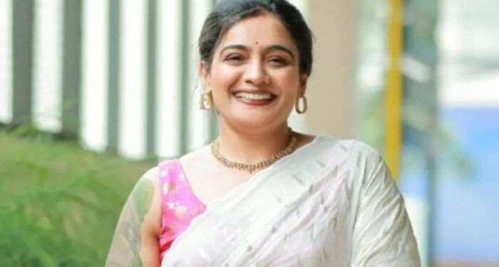 എന്നെ വില കുറച്ച് കണ്ടവർക്ക് വേണ്ടി ഒരുപാട് സമയം കളഞ്ഞു, മൂന്ന് മണ്ടൻ വിവാഹങ്ങൾക്ക് വേണ്ടി തന്റെ 17 വര്ഷമാണ് കളഞ്ഞത്, ആ സമയം മറ്റ് കാര്യങ്ങള് ചെയ്യാമായിരുന്നു, ഉള്ളുതുറന്ന് നടി മീരാ വാസുദേവ്