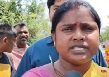 കന്നുകാലികളെ അറുക്കണമെങ്കിൽ കാലികളുടെ ജനന സർട്ടിഫിക്കറ്റ് ഹാജരാക്കണം, അറുക്കാൻ കൊണ്ടുവന്ന കാലികളെ വാഹനത്തിൽ നിന്ന് പുറത്തിറത്തി ബിജെപി എംഎൽഎ!! നിങ്ങൾ ഭരിക്കുന്ന മറ്റൊരു സംസ്ഥാനത്തെ പശുക്കൾക്ക് നൽകിയ ജനന സർട്ടിഫിക്കറ്റ്  കാണിക്കാനാവുമോ എംഎൽഏ… സർട്ടിഫിക്കറ്റ് തയാറാക്കുമ്പോൾ റഫറൻസായി കൊടുക്കാനാ- പരിഹസിച്ച് തൃണമൂൽ എംഎൽഎ