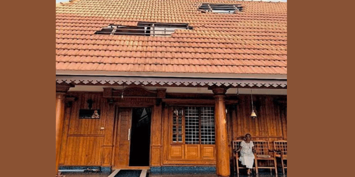 നെടുമ്പാശ്ശേരിയിൽ ഇറങ്ങേണ്ട വിമാനം അസാധാരണമായി താഴ്ന്ന് പറന്നു; പെരുമ്പാവൂരിൽ വീടിന്റെ മേൽക്കൂരയിലെ ഓടുകൾ തകർന്നു; നഷ്ടപരിഹാരത്തെ സംബന്ധിച്ച് പ്രതികരിക്കാതെ സിയാൽ; മുമ്പും സമാന സംഭവം നടന്നിട്ടുണ്ടെന്ന് നാട്ടുകാർ
