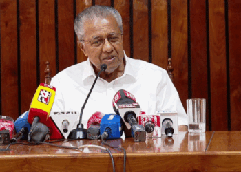 ‘ആദ്യം അവിടെയുള്ളയാൾ മാറട്ടെ, എന്നാലല്ലേ  എനിക്ക് അവിടേക്ക് മാറാനാകൂ’- വാടക വീട്ടിൽ നിന്നും  കന്റോൺമെന്റ് ഹൗസിലേക്ക് താമസം മാറത്താതിനെക്കുറിച്ച് പിണറായി വിജയൻ