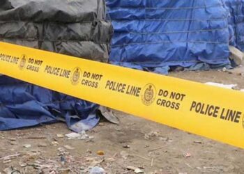മകൻ മയക്കുമരുന്നിന് അടിമ, അക്രമാസക്തനായി വീട്ടിൽ എന്നും ഭീകരാന്തരീക്ഷം!! സഹികെട്ട് സ്വന്തം മകനെ കൊല്ലാൻ ക്വട്ടേഷൻ നൽകി മാതാപിതാക്കൾ, വാടകക്കൊലയാളിക്കുള്ള അഞ്ച് ലക്ഷം കണ്ടെത്തിയത് അമ്മയുടെ സ്വർണം പണയം വച്ച്, ​ഗൂഢാലോചനയിൽ സഹോദരനും പങ്കാളി
