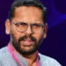 “മൂപ്പിച്ച് മൂപ്പിച്ച് മുഖ്യമന്ത്രിയെ പ്രതിപക്ഷ നേതാവാക്കി”, എന്നാലും തള്ളിന് ഒരു കുറവുമില്ല, ഭരണം എന്താണെന്ന് കാണിച്ചതുകൊണ്ടാണ് പശുക്കളെയും കൊണ്ട് ‘കാരണഭൂതന്’ കൊട്ടാരം ഒഴിയേണ്ടി വന്നത്, വകതിരിവില്ലാത്ത സമരങ്ങളുമായി നാട് നശിപ്പിക്കാനാണത്രേ  ഇനി അടുത്ത പ്ലാൻ, പി സരിനെ പരിഹസിച്ച് കോൺഗ്രസ് നേതാവ് ജിന്റോ