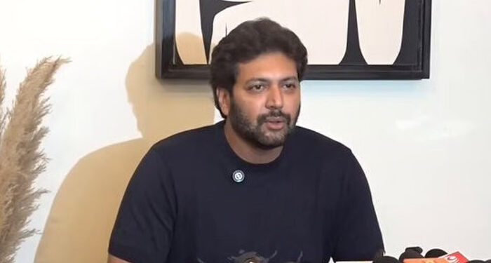 ”ഒരു പെണ്ണിനെ നിങ്ങളെല്ലാം ചേര്‍ന്ന് സൈബര്‍ ബുള്ളിയിങ് ചെയ്ത് തീര്‍ത്തുകളഞ്ഞു”, ഇതുവരെ എല്ലാം സഹിച്ചു. പക്ഷെ ഇനിയില്ല, ഞാനുമൊരു മനുഷ്യനാണ്, എന്റെ മക്കളെ കാണാനോ ഫോണില്‍ സംസാരിക്കാനോ അവള്‍ വിടുന്നില്ല, വിവാഹമോചനം ലഭിച്ചാല്‍ മാത്രമേ ഇനി അഭിനയിക്കൂ, പൊട്ടിക്കരഞ്ഞ് ജയം രവി