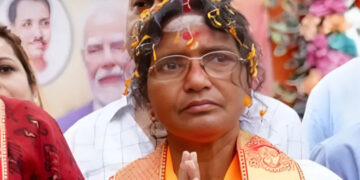 ‘ഞാൻ ഒരു എംഎൽഎ ആയിട്ടുണ്ടാകാം, പക്ഷേ എന്റെ ജീവിതത്തിലെ എല്ലാ സന്തോഷവും നഷ്ടപ്പെട്ടു. നീതി മാത്രമാണ് എന്റെ ഏക ലക്ഷ്യം, ഞാനും മമതയും തുല്യ ദുഃഖിതര്, എനിക്ക് എന്റെ ഏക മകളെ നഷ്ടമായി, അവര്ക്ക് മുഖ്യമന്ത്രി കസേരും- ആർ ജി കർ ഇരയുടെ മാതാവ്