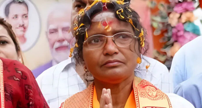 ‘ഞാൻ ഒരു എംഎൽഎ ആയിട്ടുണ്ടാകാം, പക്ഷേ എന്റെ ജീവിതത്തിലെ എല്ലാ സന്തോഷവും നഷ്ടപ്പെട്ടു. നീതി മാത്രമാണ് എന്റെ ഏക ലക്ഷ്യം, ഞാനും മമതയും തുല്യ ദുഃഖിതര്, എനിക്ക് എന്റെ ഏക മകളെ നഷ്ടമായി, അവര്ക്ക് മുഖ്യമന്ത്രി കസേരും- ആർ ജി കർ ഇരയുടെ മാതാവ്
