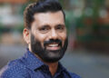 “പാര്‍ട്ടിക്ക് വേണ്ടി പണിയെടുത്ത് തല്ലും കൊണ്ടു ജയിലിലും പോയി”, നിമയസഭയിലേക്ക് മത്സരിക്കണമെന്ന് ആഗ്രഹിച്ചിട്ടും സീറ്റ് നല്‍കിയില്ല, 10 വര്‍ഷമായി മഷിയിട്ട് നോക്കിയിട്ടും കാണാത്തവരാണ് ഇന്ന് ഭരണം നിയന്ത്രിക്കാന്‍ മുന്നില്‍, പുതിയ അധികാരകേന്ദ്രങ്ങൾ വരുമ്പോള്‍ കഷ്ടപ്പെട്ടലര്‍ കര്‍ട്ടന് പുറകിലേക്കാവും- കോൺഗ്രസ് നേതാവ് റിജിൽ മാക്കുറ്റി.