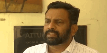 ‘വിവേകമുള്ള ഒരു മുഖ്യമന്ത്രിക്ക് എങ്ങനെയാണ് ഇത്തരം പ്രഖ്യാപനങ്ങൾ നടത്താൻ കഴിയുക? അദ്ദേഹം ഏത് ലോകത്താണ് ജീവിക്കുന്നത്?‘- പി പി. സന്തോഷ് കുമാർ