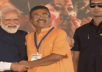 പശ്ചിമ ബം​ഗാളിൽ  പുതു ചരിത്രം രചിച്ച് സുവേന്ദു അധികാരി മുഖ്യമന്ത്രിയായി;  ആഹ്ലാദാരവത്തോടെ ബിജെപി; സത്യപ്രതിഞ്ജാ ചടങ്ങിന് മോടി കൂട്ടി മോദിയും പ്രമുഖ നേതാക്കളും