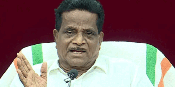 കഴിഞ്ഞ അറുപത് വർഷത്തോളം മാർഗനിർദേശം തന്ന നേതാവാണ് പിണറായി, ആ ആദരവ് എല്ലാക്കാലവുമുണ്ടാകും; രാഷ്ട്രീയത്തിൽ കളം മാറ്റം സാധാരണമാണ്; ഏത് പക്ഷത്താണോ അവിടെ ആത്മാർത്ഥതയോടെ ഒപ്പം നില്ക്കുകയെന്നതാണ് പ്രധാനം – ടി.കെ. ഗോവിന്ദൻ