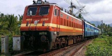 ഓടിത്തുടങ്ങിയ ട്രെയിനിൽ ചാടിക്കയറാൻ ശ്രമം, യാത്രക്കാരന്റെ കാലറ്റുപോയി, മുറിഞ്ഞ കാലിന്റെ ഭാ​ഗം കണ്ടെത്തിയത് ഏറെനേരത്തെ തെരച്ചിലിനൊടുവിൽ