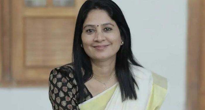 ഇത് ചതിയാണ്,  കുലംകുത്തികൾക്കൊക്കെ ഇത്തവണ നല്ല എഫക്ടുണ്ടാക്കാൻ കഴിഞ്ഞു, സിപിഎം  നാട് മുഴുവൻ  സുഗന്ധം നിറച്ചിട്ടും ദുർഗന്ധമാണെന്നേ ജനങ്ങൾക്ക് തോന്നിയുള്ളൂ, പാർട്ടിയെ പഠിപ്പിക്കാൻ ജി സുധാകരൻ ആരാണ്?? – യു പ്രതിഭ