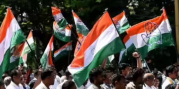 കാശ് വാങ്ങി സ്വന്തം സ്ഥാനാര്‍ത്ഥിയെ ചതിച്ചു, ഒറ്റുകാരുടെ പട്ടിക കയ്യിലുണ്ട്, അന്വേഷണ കമ്മിഷനെ വയ്ക്കാന്‍ യുഡിഎഫ് യോഗം,  കാലുവാരിയവരെ കാലിൽ തൂക്കിയെറിയണമെന്ന് പ്രവര്‍ത്തകര്‍