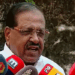 ‘തീക്കൊള്ളികൊണ്ട് തല ചൊറിയരുത്; തെരുവിലെ കളി പ്രവർത്തകർ അവസാനിപ്പിക്കണം‘: മുഖ്യമന്ത്രി പദവിയെ ചൊല്ലിയുള്ള പ്രതിഷേധ സമരങ്ങളെ വിമർശിച്ച് രാജ്‌മോഹൻ ഉണ്ണിത്താൻ;  ലീ​ഗിനെതിരെ തിരിഞ്ഞ മാത്യു കുഴൽനാടനും വിമർശനം