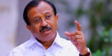 “ഞങ്ങള് യഥാര്ഥ പ്രതിപക്ഷമാകും”, സഭ തുടങ്ങുമ്പോള് കാണാം, ഇത്രയും നാള് യുഡിഎഫും എല്ഡിഎഫും അപ്പുറത്തും ഇപ്പുറത്തും ഇരുന്ന് സഹകരിക്കുകയായിരുന്നു, ഇനി അത് നടക്കില്ല- വി മുരളീധരന്